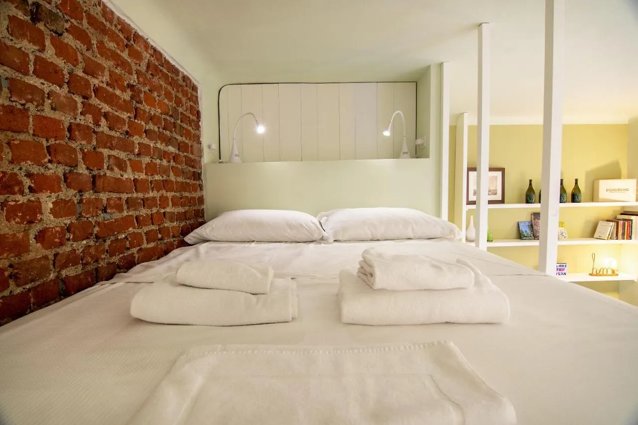 Soppalchino In Via Savona Apartment Milan Italy