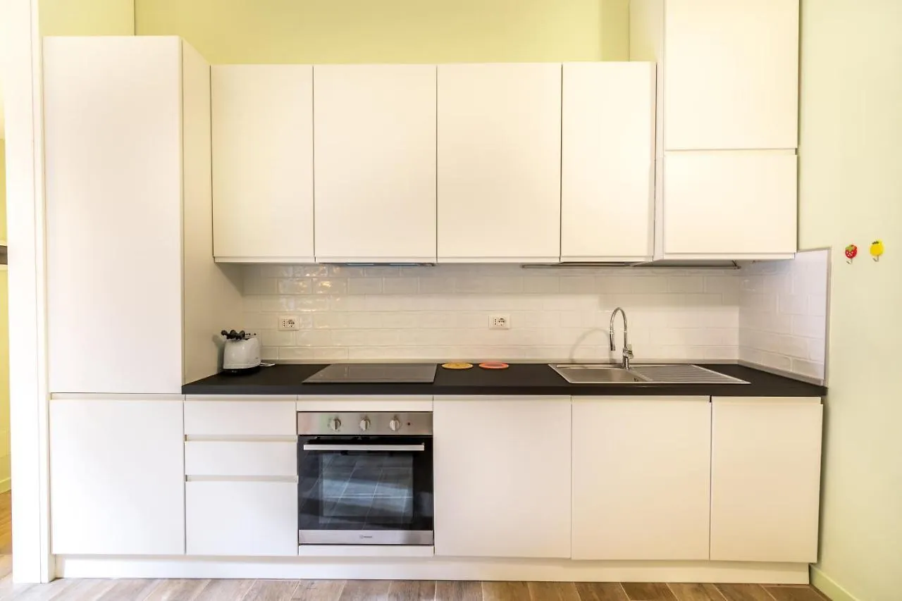 Soppalchino In Via Savona Apartment Milan